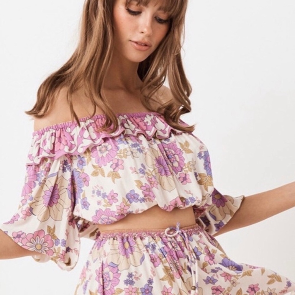 Spell and The Gypsy Buttercup Cropped Peasant Top in Meadow